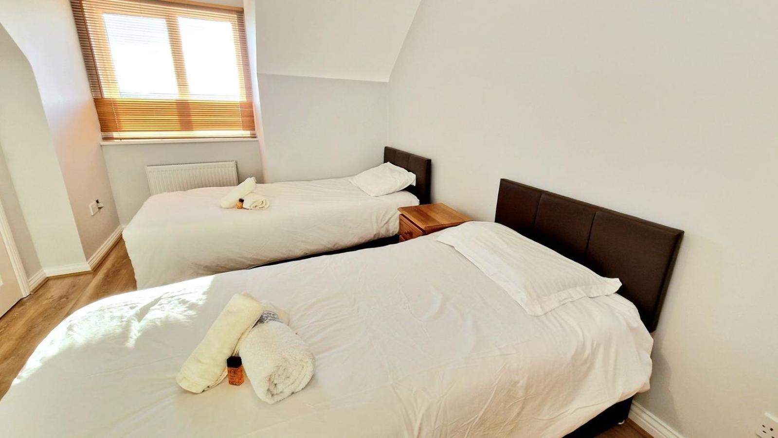 Cosy 3 Bedroom All Ensuites Galway Exteriér fotografie